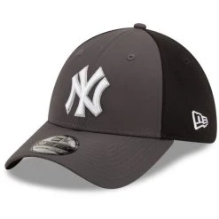 New Era 39Thirty Stretch Mesh Cap - New York Yankees